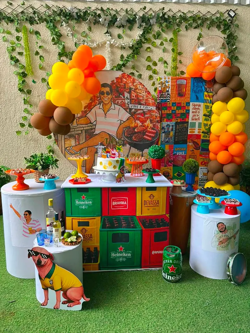 Aniversário adulto com tema boteco no jardim vertical